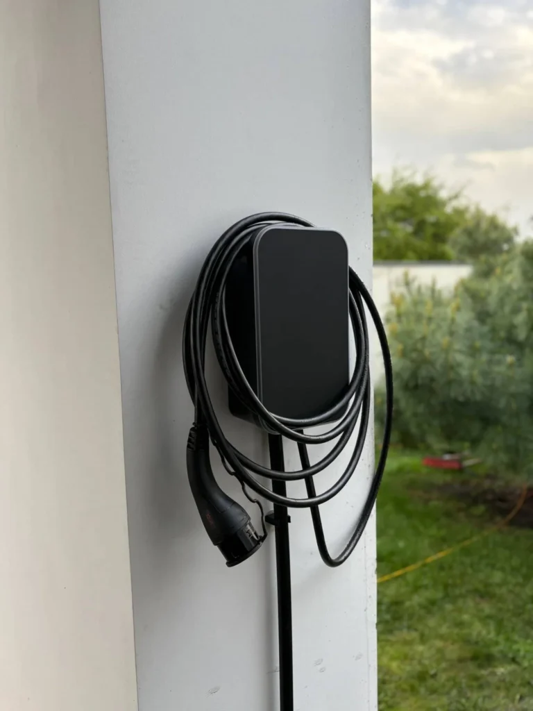 Elektromobilio įkrovimo stotelė nuosavam namui