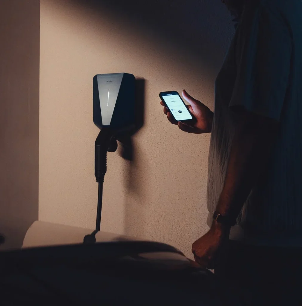 Elektromobilių įkrovimo sprendimai namams